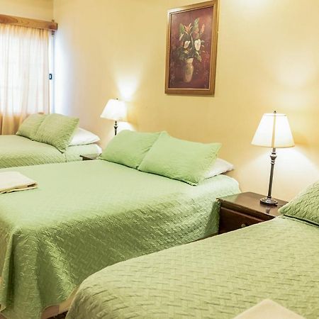 Hotel Las Margaritas La Esperanza Екстериор снимка