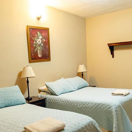 Hotel Las Margaritas La Esperanza Екстериор снимка