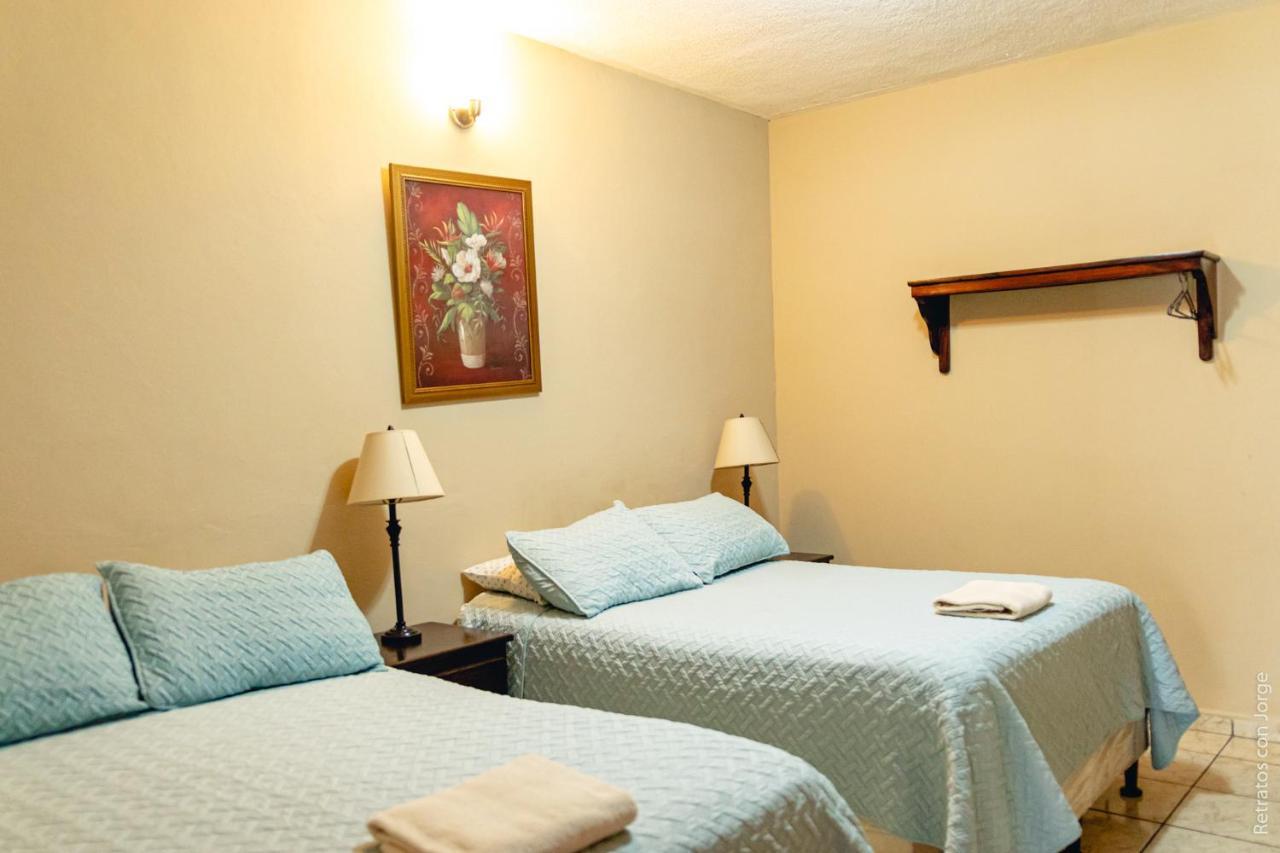 Hotel Las Margaritas La Esperanza Екстериор снимка