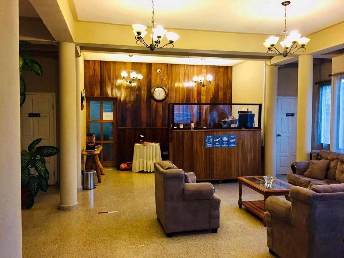 Hotel Las Margaritas La Esperanza Екстериор снимка