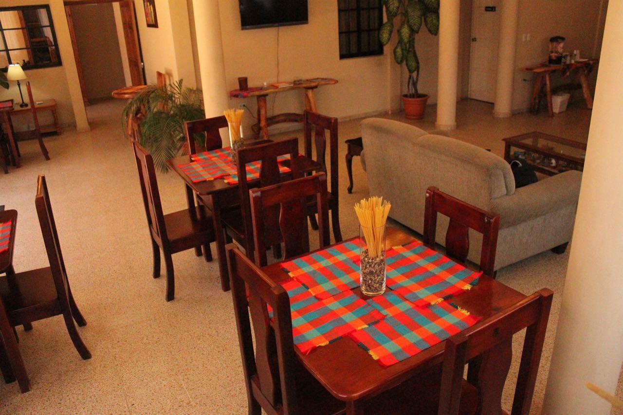 Hotel Las Margaritas La Esperanza Екстериор снимка