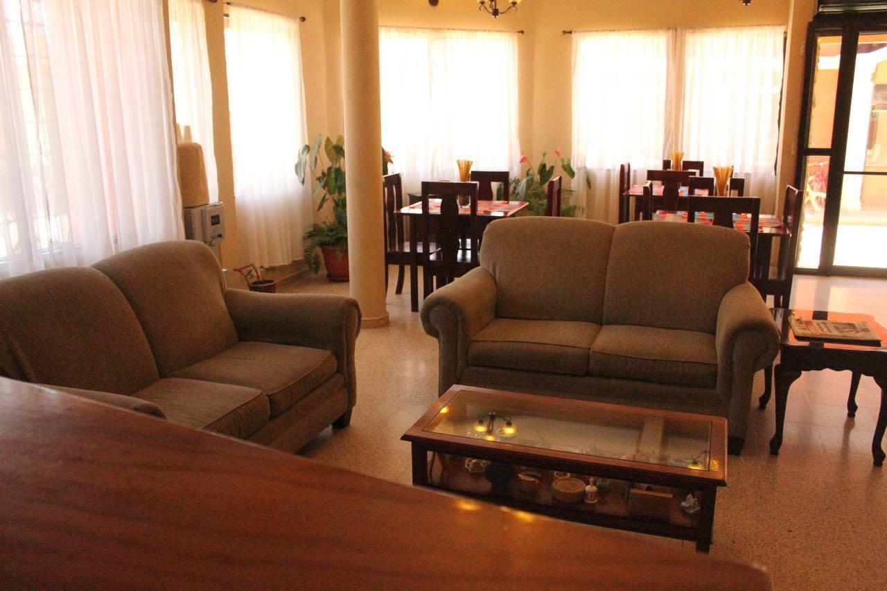 Hotel Las Margaritas La Esperanza Екстериор снимка