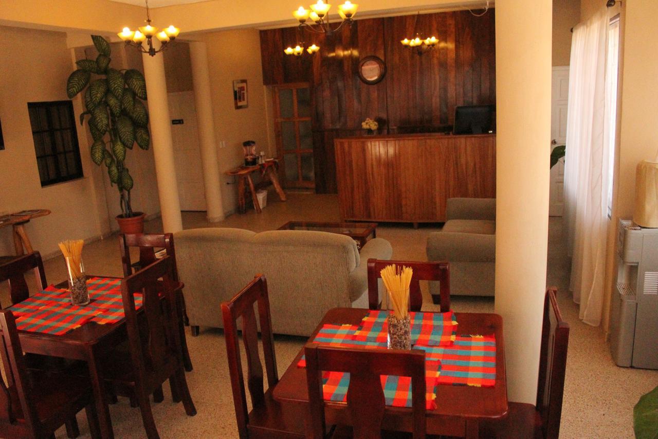 Hotel Las Margaritas La Esperanza Екстериор снимка