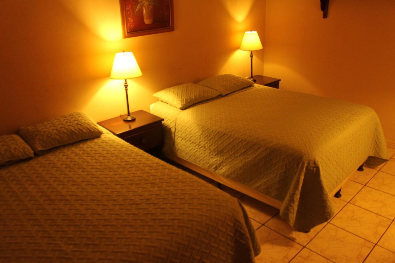 Hotel Las Margaritas La Esperanza Екстериор снимка