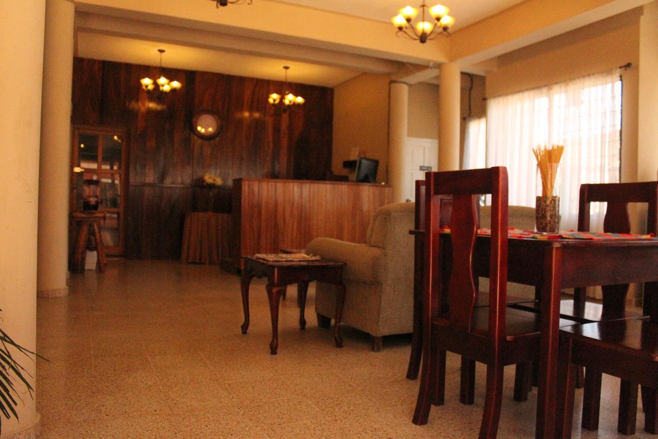 Hotel Las Margaritas La Esperanza Екстериор снимка